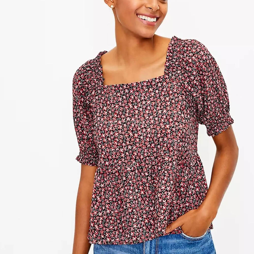 Floral Smocked Peplum Top 
Style #:570995 
Size: Large
Color: Dark Persimmon